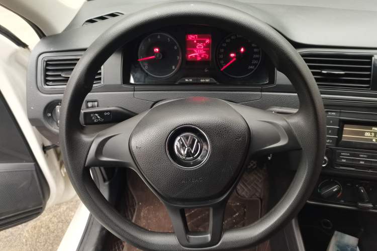 Used Volkswagen Santana 2019 1.5L Manual Fashion Edition China V Standard
