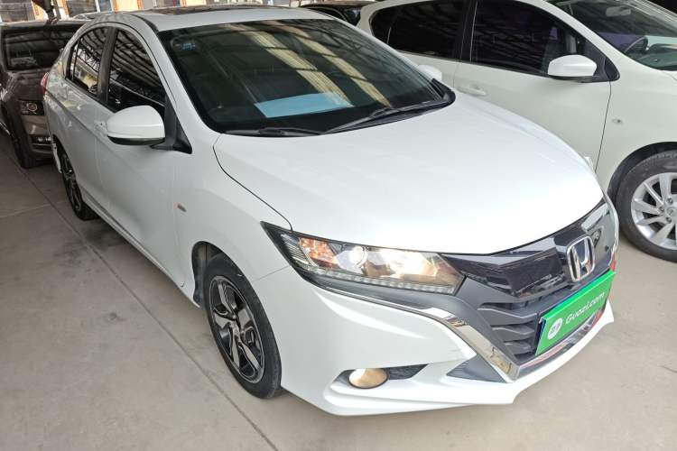 Used Honda Gienia 2017 1.5L CVT Fashion Edition
