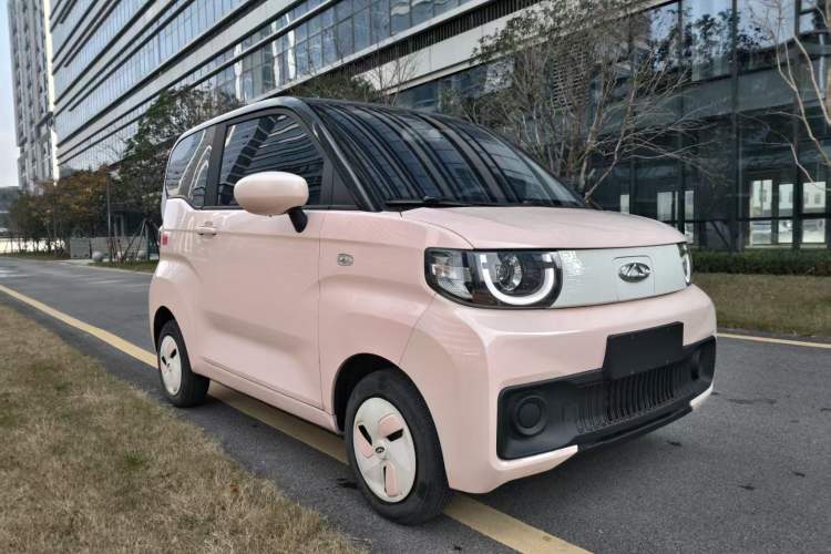Used Chery QQ Ice Cream 2022 170km Sundae Phosphate Lithium-Ion
