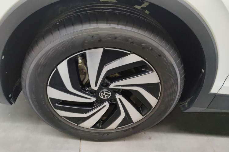 Used Volkswagen Tiguan L 2024 300TSI Automatic Two-Wheel Drive Smart Edition
