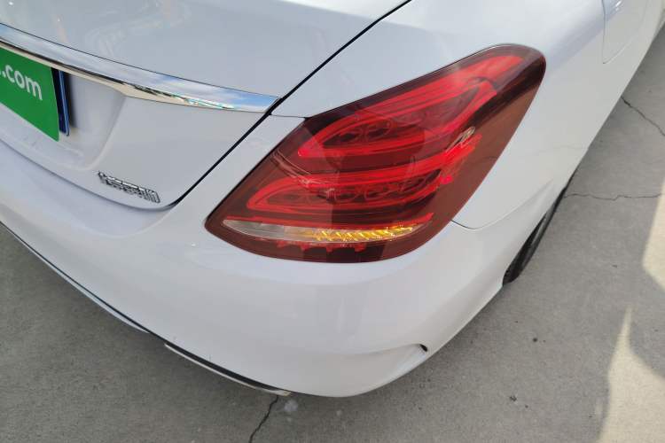 Used Mercedes-Benz C-Class 2017 Facelift C 200 L Sport Edition