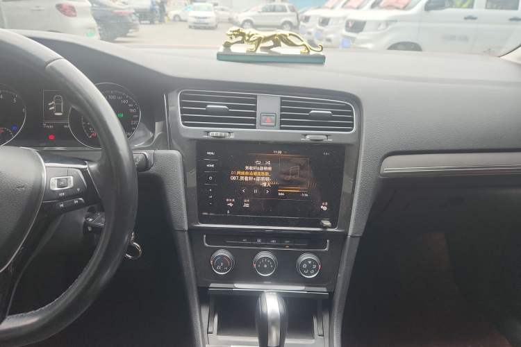 Used Volkswagen Golf 2020 200TSI DSG Comfortable and Ambitious Edition