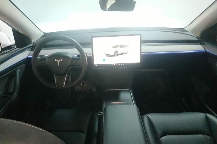 Used Tesla Model Y 2024 Long-Range All-Wheel-Drive Version
