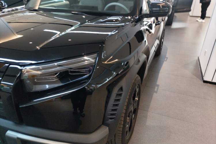 Used Formula Leopard Titanium 3 2025 501 km Four-Wheel Drive Drone Edition