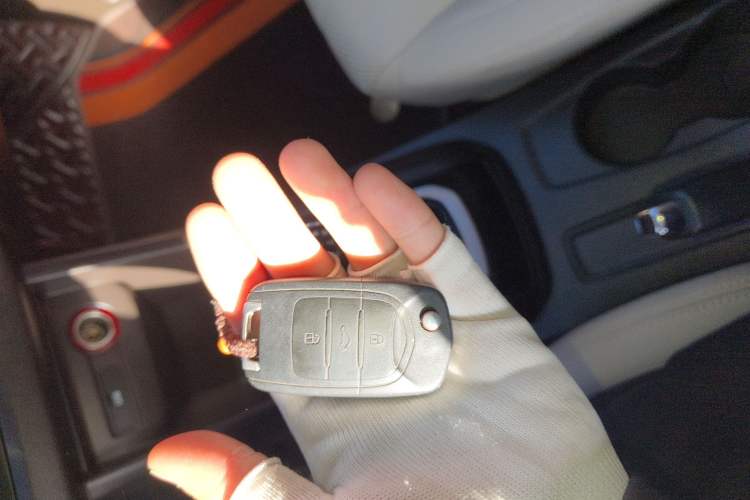 Used Baojun 310W 2017 1.5L Manual Comfort Version China VI Emission Standard