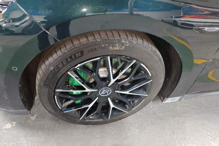 Used BYD Han 2022 EV 610 km All-Wheel-Drive Qianshan Cui Limited Edition
