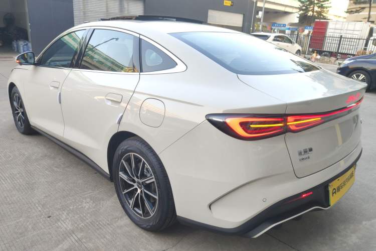 Used BYD Seal 06 New Energy 2024 DM-i 120KM Prestige Model
