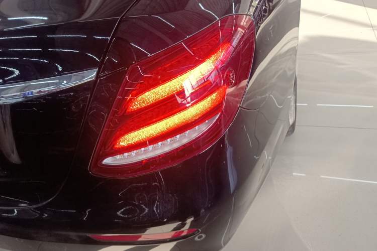 Used Mercedes-Benz E-Class 2019 Restyled E 300 L Sport Luxury Edition
