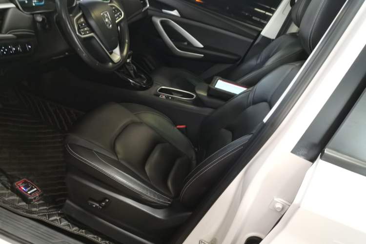 Used Baojun 530 2020 1.5T CVT Prestige Connected Version 6 Seats
