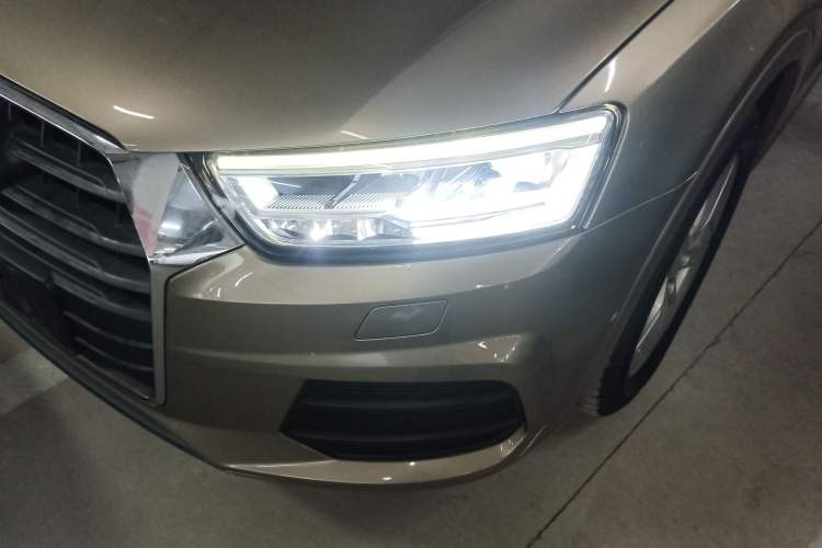 Used Audi Q3 2016 30 TFSI Fashion Model
