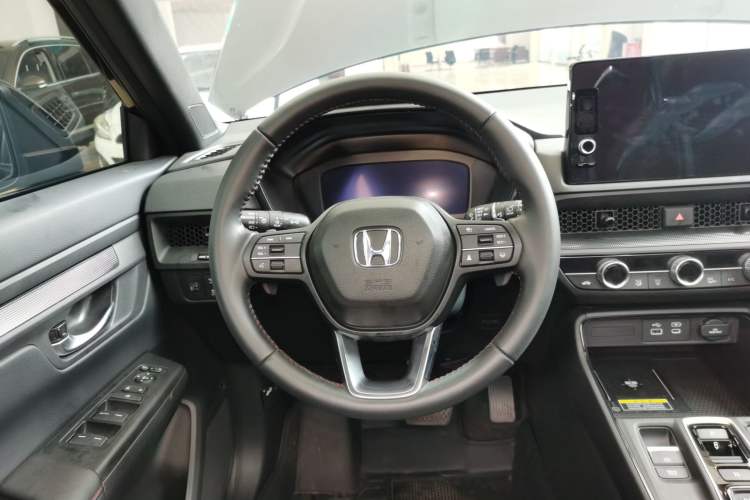 Used Honda CR-V 2024 2.0L eHEV Two-Wheel Drive Smart Edition