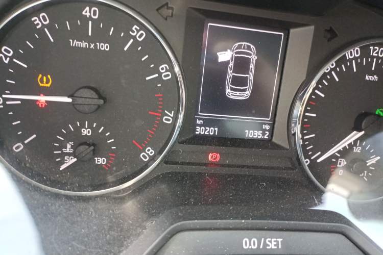 Used Skoda Octavia 2017 1.6L Automatic Smart Drive Edition