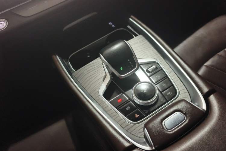 Used Chery Tiggo 8 PRO 2022 390T Two-Wheel Drive Vast Edition 5 Seats