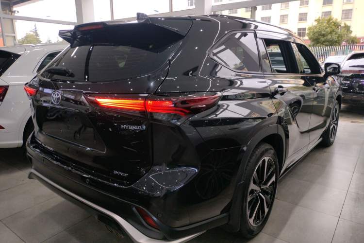 Used Toyota Crown Land Cruiser 2023 2.5L HEV Four-Wheel Drive Luxury Edition
