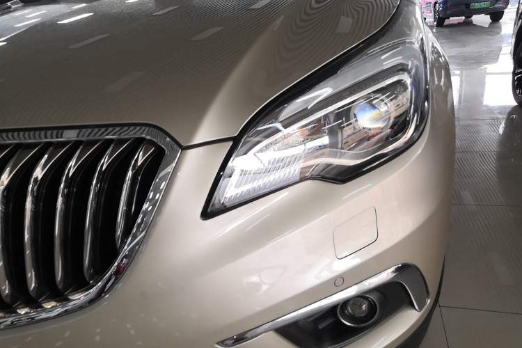 Used Buick Envision 2016 20T Four-Wheel Drive Luxury Model
