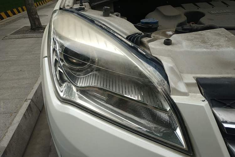 Used Changan CS35 2015 1.6L Automatic Prestige Model China IV Standard
