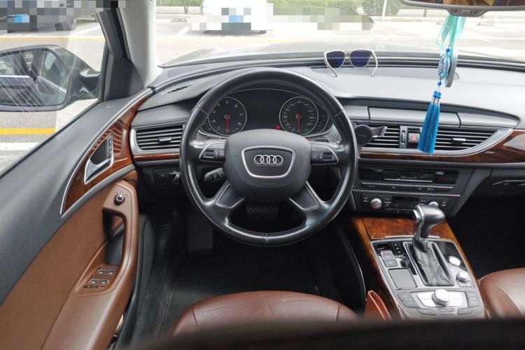 Used Audi A6L 2014 TFSI Comfort Model
