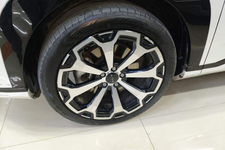 Used AION V 2024 Aion Tyrannosaurus 520 Intelligent Premium Edition
