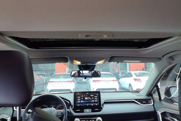 Used Toyota Wildlander 2022 Dual-Engine 2.5L E-CVT Two-Wheel Drive Luxury Edition
