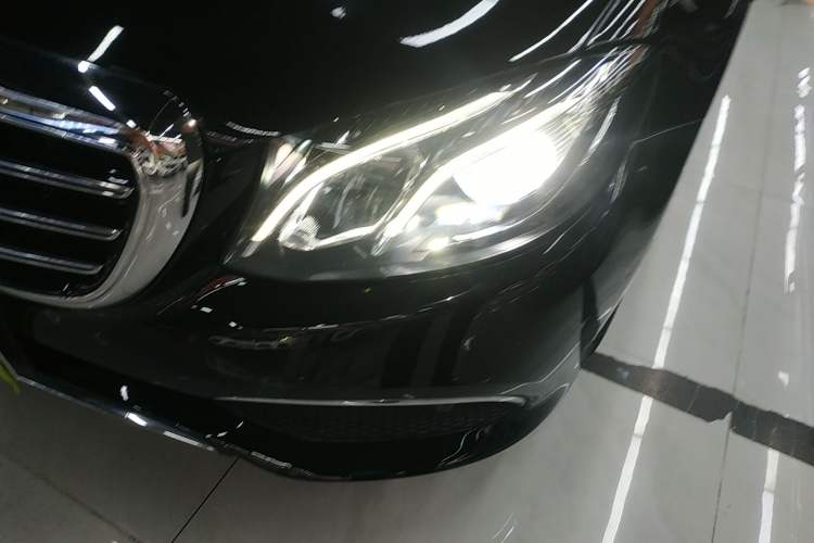 Used Mercedes-Benz E-Class 2016 E 300 L Stylish Model