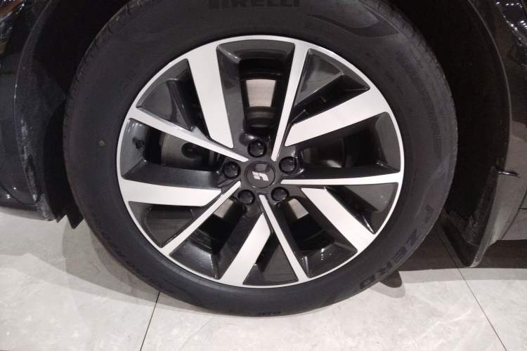 Used Li Auto L7 2023 Pro Model
