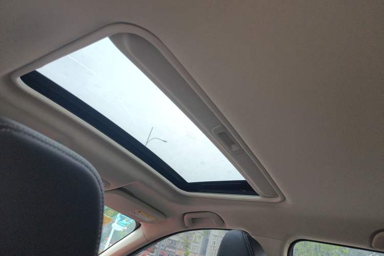 Used Dongfeng Fengon 580 2020 1.5T CVT Luxury Edition
