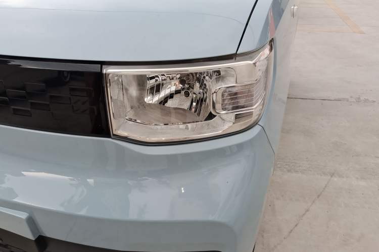 Used Wuling Hongguang MINIEV 2020 Lite Version Lithium Iron Phosphate
