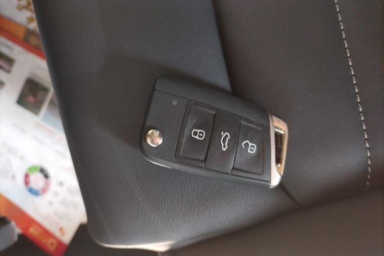 Used Volkswagen Magotan 2025 Zhongxiang Version 280TSI DSG Comfort Edition