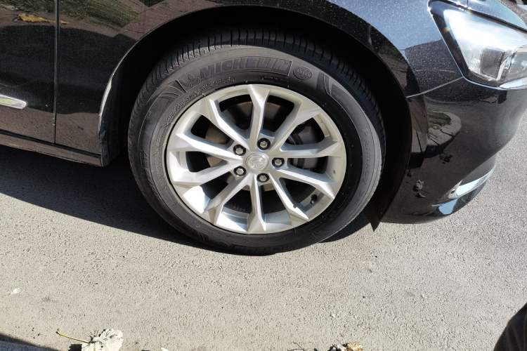 Used Buick LaCrosse 2022 552T Luxury Version