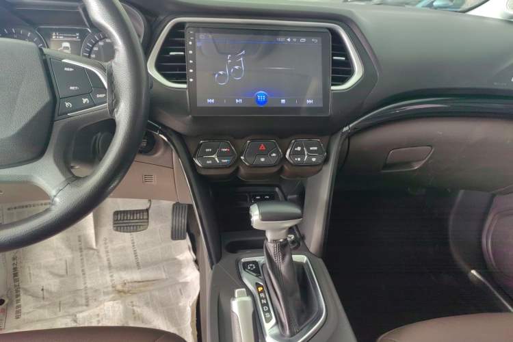 Used GAC Trumpchi GS4 2017 200T G-DCT Two-Wheel Drive Elite Edition
