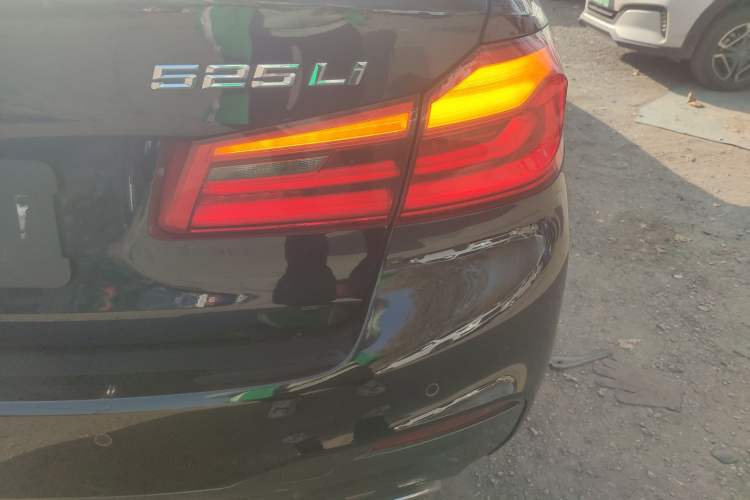 Used BMW 5 Series 2020 525Li M Sport Package
