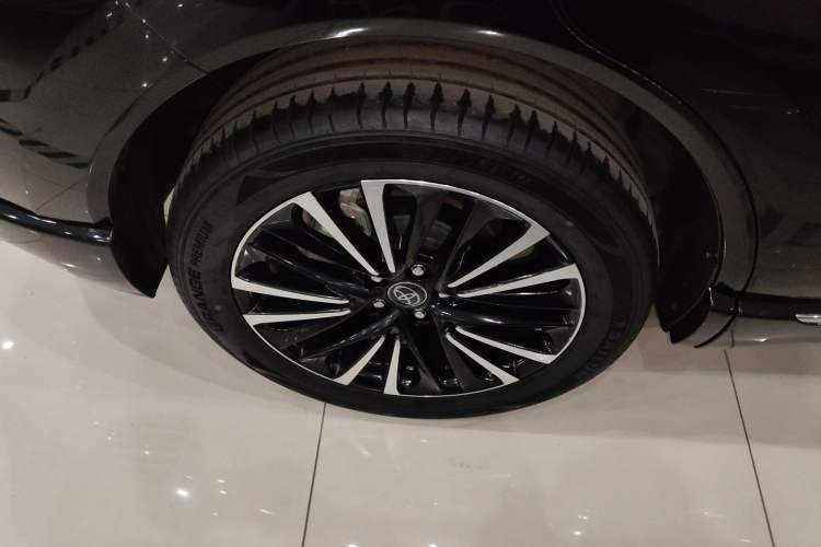 Used Toyota Venza 2022 2.0L CVT Two-Wheel Drive Prestige Edition
