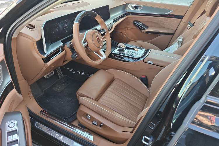 Used Hongqi H9 2025 2.0T Two-Wheel Drive Flagship Private Enjoyment Fashion Edition 5 Seats

