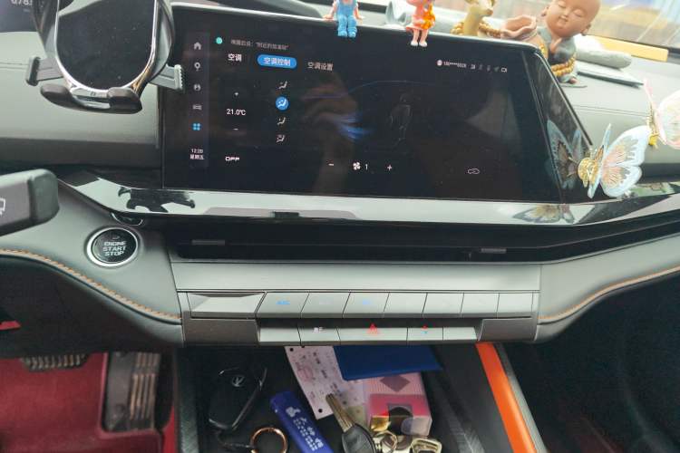 Used Changan UNI-V 2022 1.5T Excellence Model