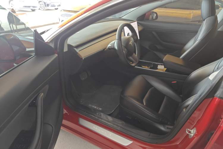 Used Tesla Model 3 2019 Standard Range Rear-Drive Upgraded Version
