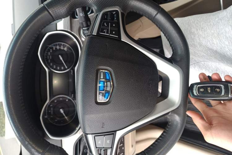 Used Geely Auto Emgrand 2017 Sedan Million Edition 1.5L CVT Luxury Model
