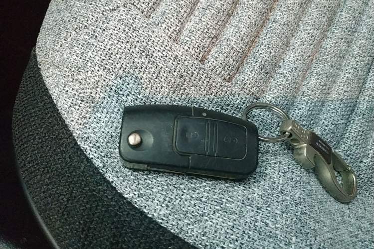 Used JMC Baodian 2020 2.5T Diesel Two-Wheel Drive Comfort Edition Long Wheelbase JX4D25A6L
