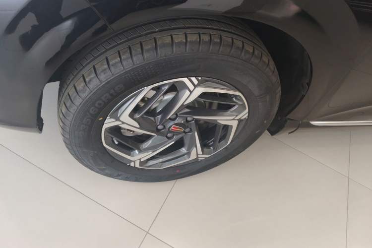 Used Hongqi HS3 2023 1.5T Two-Wheel Drive Shanwei Edition