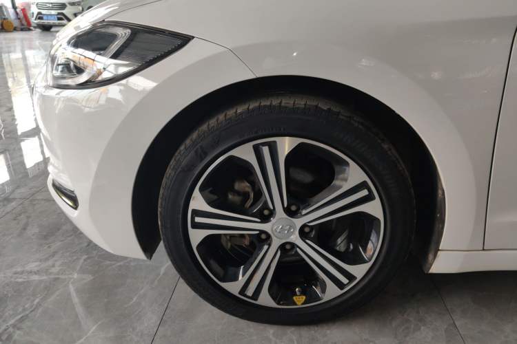 Used Hyundai Elantra 2018 1.4T Dual-Clutch Xuan Dong · Dynamic Edition
