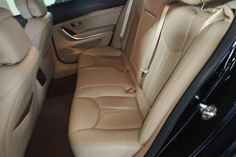 Used Roewe 950 2015 1.8T Luxury Edition