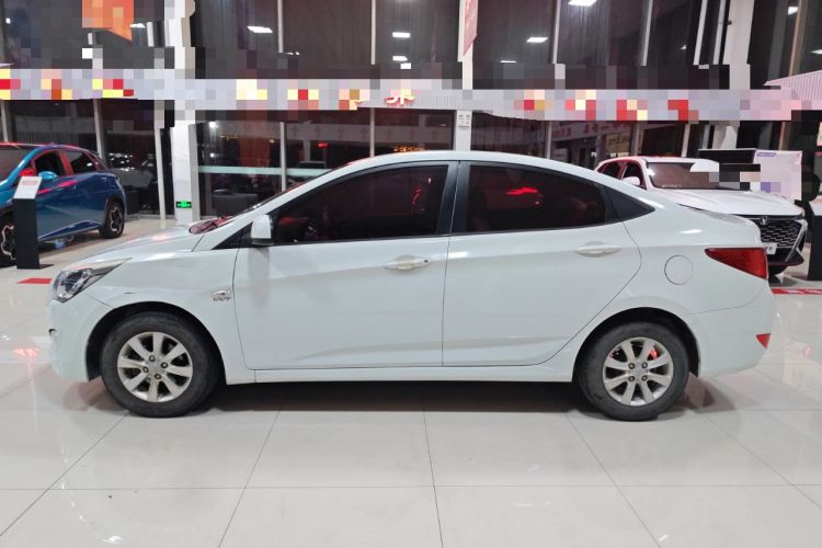 Used Hyundai Verna 2014 1.4L Manual Smart GLS Trim
