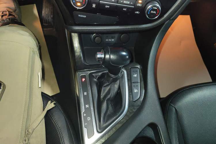 Used Kia K5 2014 2.0L Automatic LUXURY
