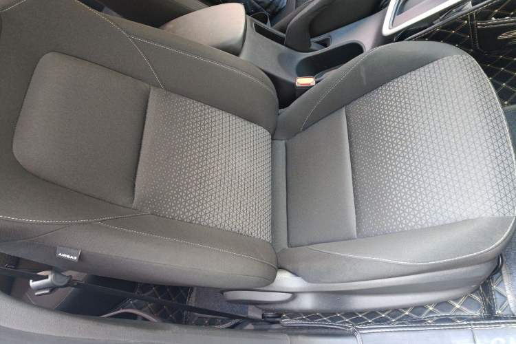 Used Chevrolet Cavalier 2020 325T Automatic Enjoyment Edition
