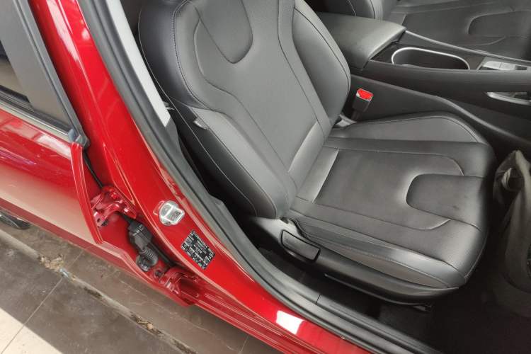 Used Hyundai Elantra 2021 1.5L CVT GLX Elite Edition
