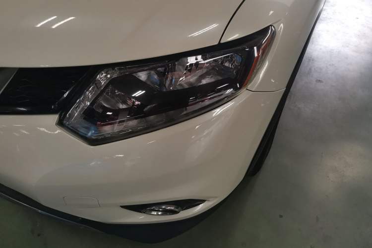 Used Nissan X-Trail 2015 2.0L CVT Comfort MAX Edition 2WD