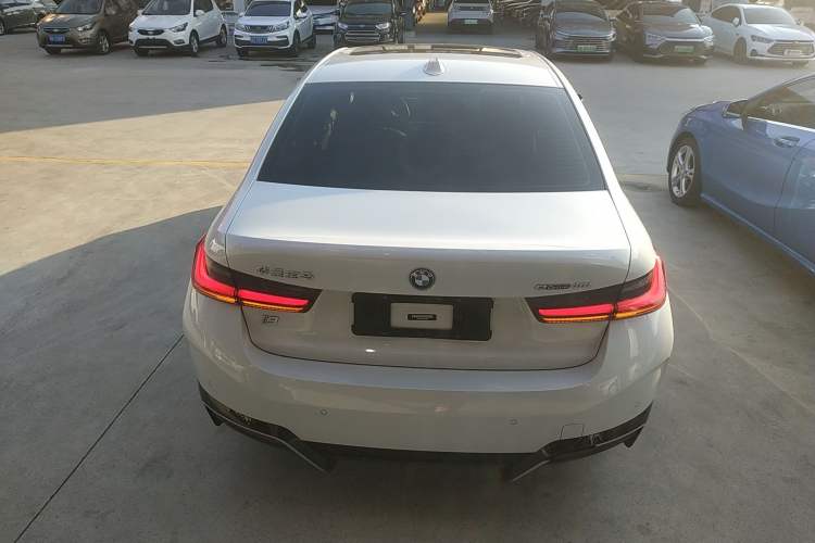 Used BMW i3 2023 eDrive 40 L Midnight Sports Package
