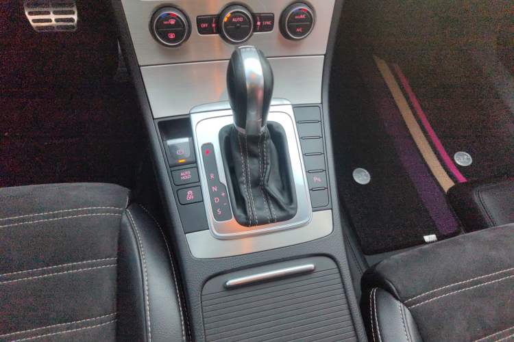 Used Volkswagen FAW-Volkswagen CC 2018 1.8TSI Prestige Model
