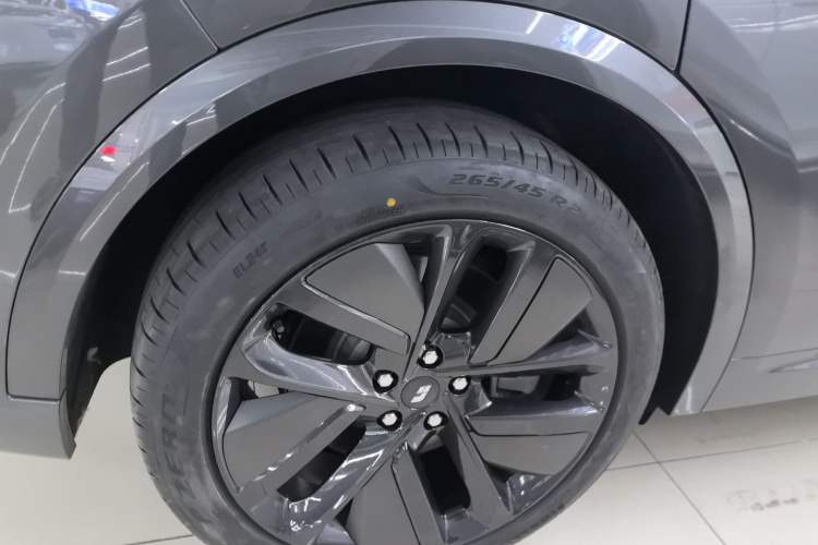 Used Li Auto L9 2022 Max model
