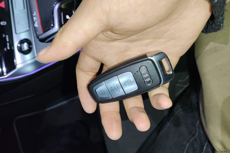 Used Audi A7L 2024 45 TFSI quattro Luxury Edition
