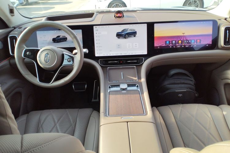 Used Hima AITO M9 2024 Range-Extended Ultra Version 52 kWh 5-Seater Model
